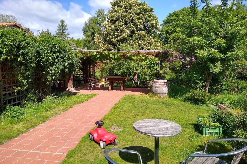 Ferienwohnung In Peetzig Am See Angermunde Esterno foto